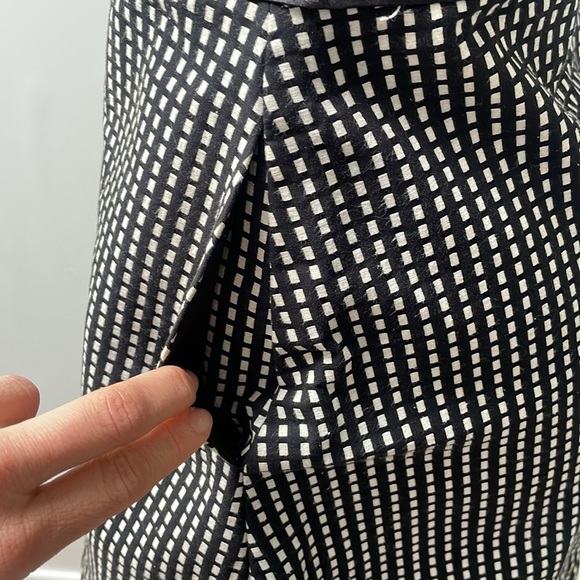 Reiss Checked Grid Pattern A Line Fit Flare Dress Black White sleeveless 4 - Picture 6 of 12